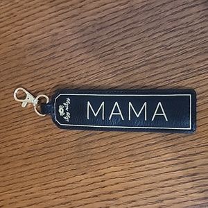 Itzy Ritzy Mama Tag